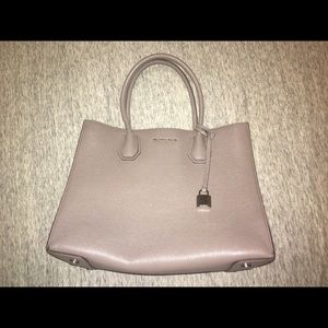 Michael Kors - Large Mercer Leather Tote